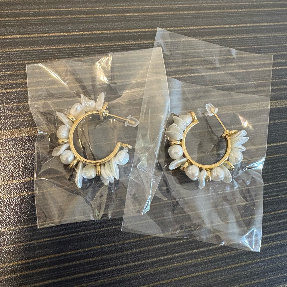 Chic Gold and White Pearl Hoop Earrings - New